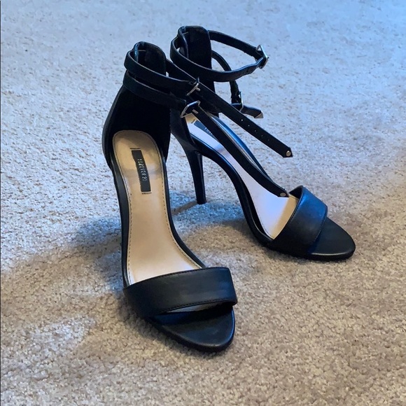 Forever 21 strappy heels - Picture 1 of 5